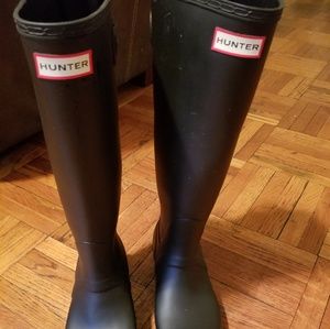 Hunter Wide Calf Rain Boots